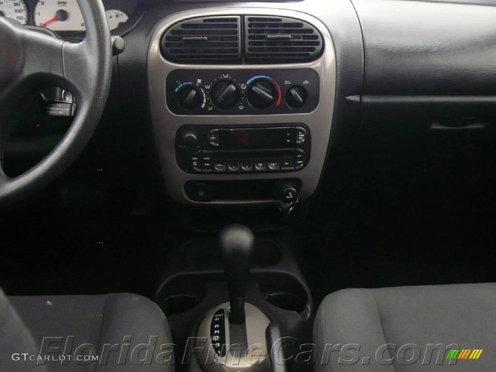 2005 Neon SXT - Stone White / Dark Slate Gray photo #18