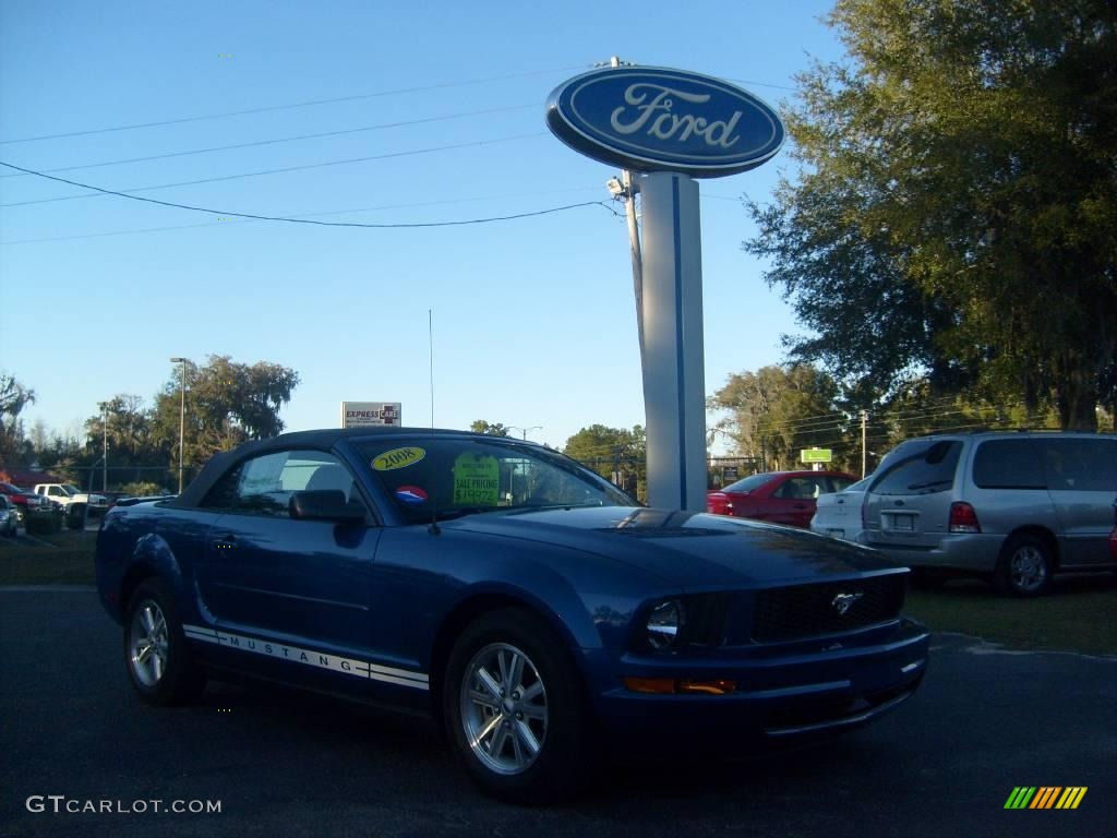 2008 Mustang V6 Deluxe Convertible - Black / Light Graphite photo #1