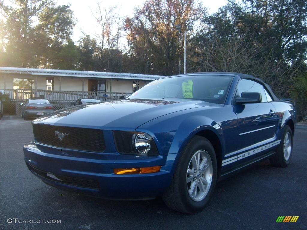 2008 Mustang V6 Deluxe Convertible - Black / Light Graphite photo #7