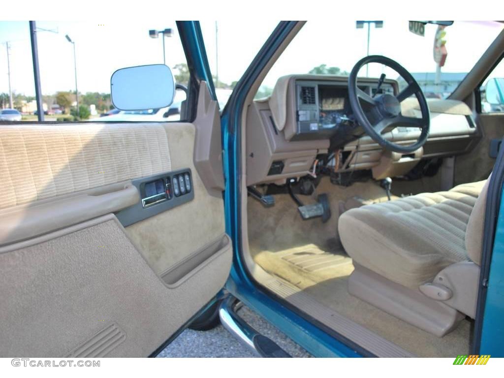 1994 C/K K1500 Z71 Extended Cab 4x4 - Light Quasar Blue Metallic / Beige photo #13