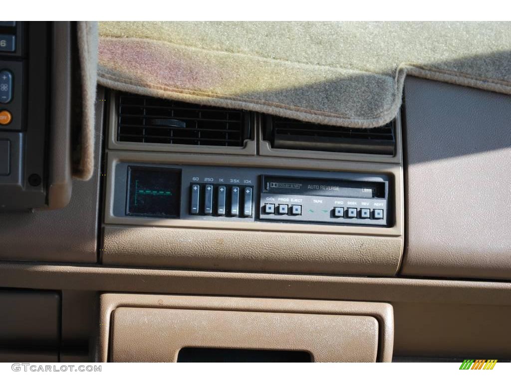 1994 C/K K1500 Z71 Extended Cab 4x4 - Light Quasar Blue Metallic / Beige photo #21