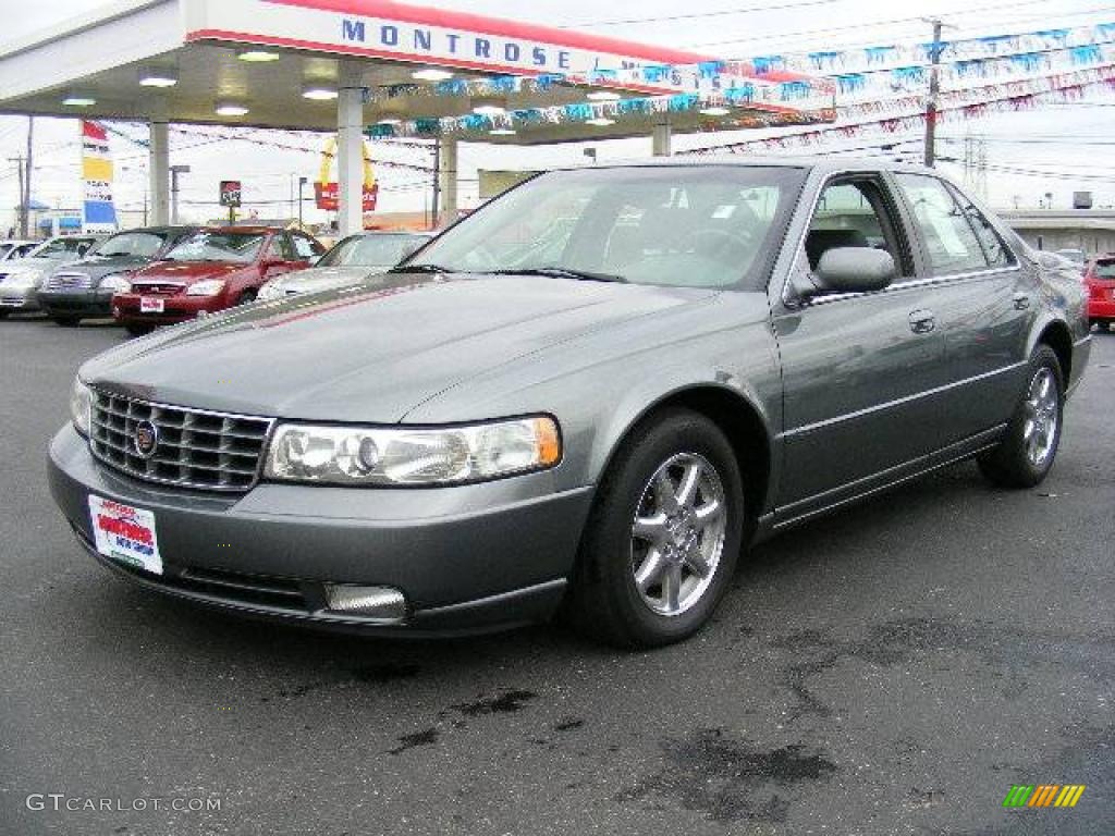 2004 Seville SLS - Thunder Gray / Dark Gray photo #1