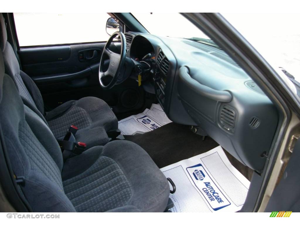 1998 S10 LS Regular Cab - Pewter Metallic / Graphite photo #9