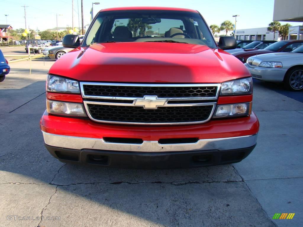2006 Silverado 1500 LT Extended Cab - Victory Red / Tan photo #3