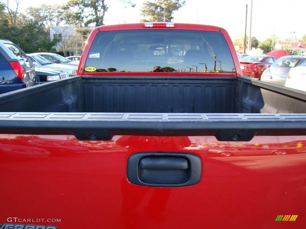 2006 Silverado 1500 LT Extended Cab - Victory Red / Tan photo #9