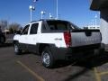 2006 Summit White Chevrolet Avalanche LT 4x4  photo #4