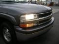 2001 Medium Charcoal Gray Metallic Chevrolet Suburban 1500 LS 4x4  photo #32