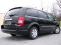 2010 Brilliant Black Crystal Pearl Chrysler Town & Country Touring  photo #7