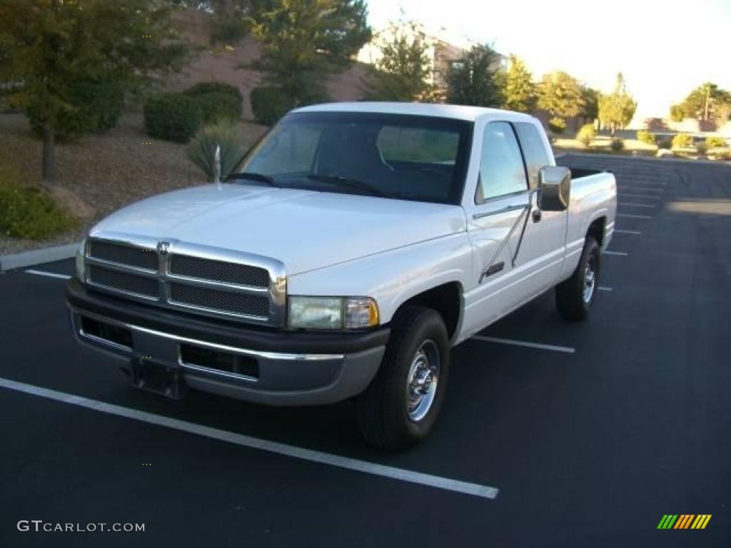 1999 Ram 2500 ST Extended Cab - Bright White / Mist Gray photo #1