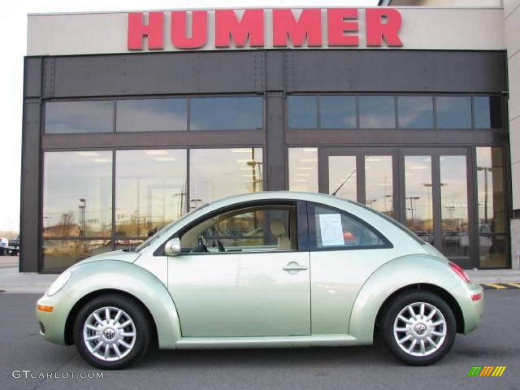 2006 New Beetle 2.5 Coupe - Gecko Green Metallic / Cream photo #1