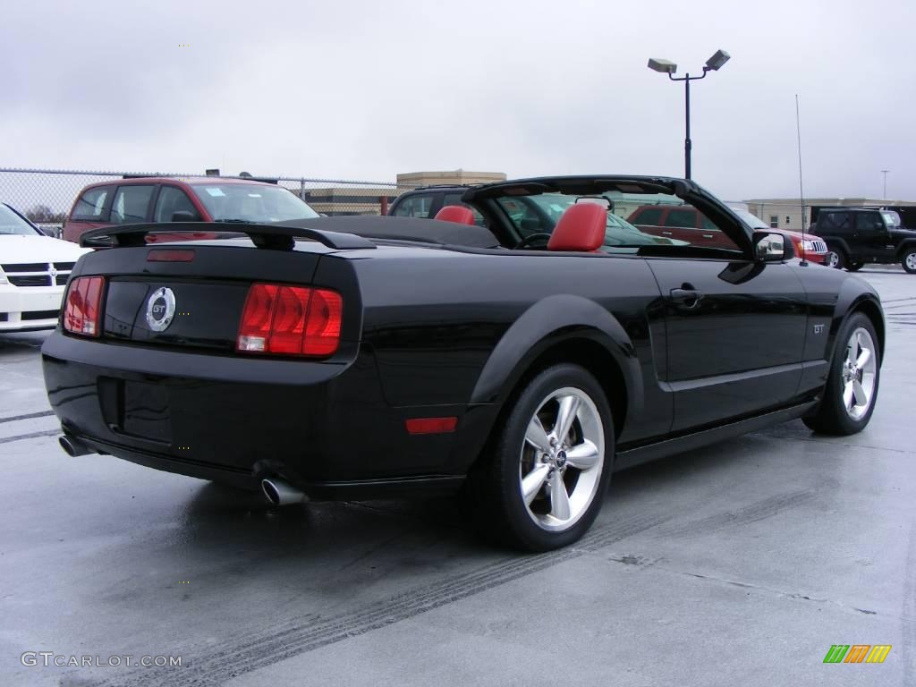 2006 Mustang GT Premium Convertible - Black / Red/Dark Charcoal photo #5