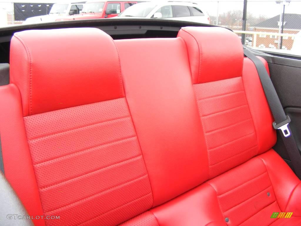 2006 Mustang GT Premium Convertible - Black / Red/Dark Charcoal photo #20