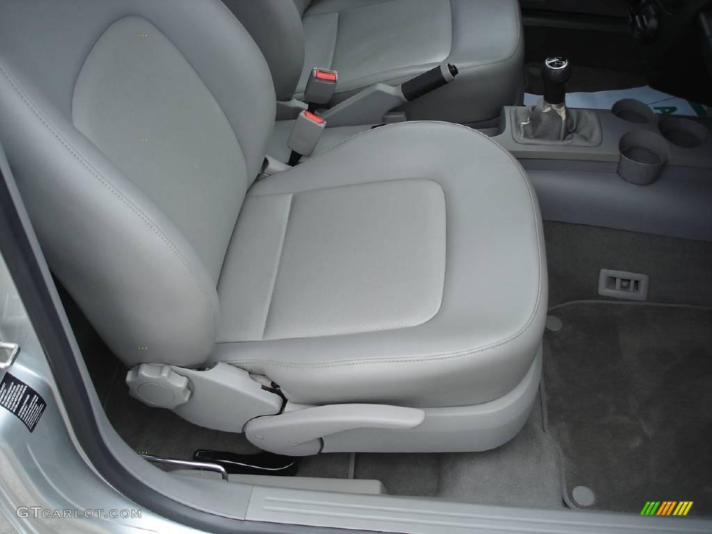 1999 New Beetle GLS Coupe - Silver Metallic / Gray photo #24