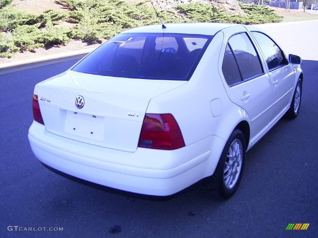 2001 Jetta Wolfsburg Edition Sedan - Cool White / Black photo #4