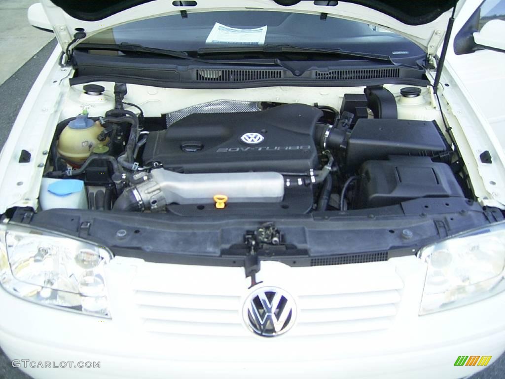 2001 Jetta Wolfsburg Edition Sedan - Cool White / Black photo #18