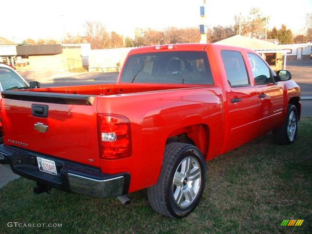 2007 Silverado 1500 LT Crew Cab - Victory Red / Light Cashmere/Ebony Black photo #4