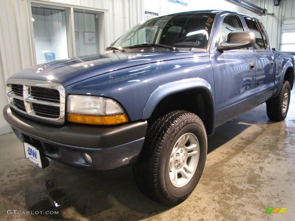 2004 Dakota Sport Quad Cab 4x4 - Atlantic Blue Pearl / Dark Slate Gray photo #2