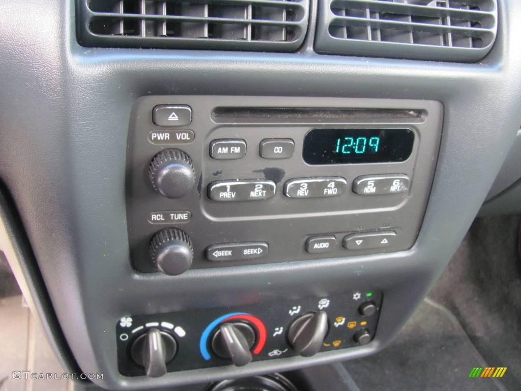 2005 Cavalier Coupe - Sunburst Orange Metallic / Graphite Gray photo #12