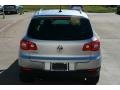 Reflex Silver Metallic - Tiguan SE Photo No. 12