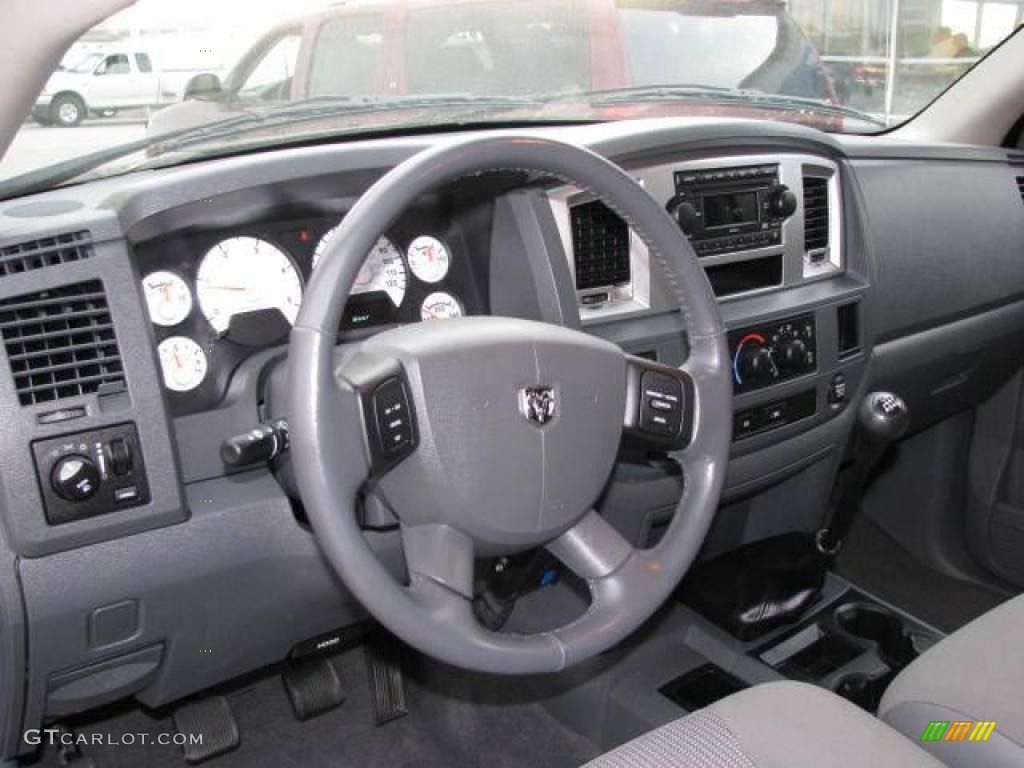 2007 Ram 2500 Big Horn Edition Quad Cab 4x4 - Brilliant Black / Medium Slate Gray photo #13