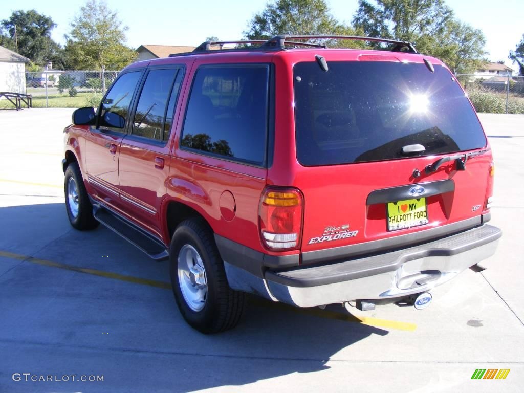 1999 Explorer XLT 4x4 - Bright Red Clearcoat / Dark Graphite photo #5