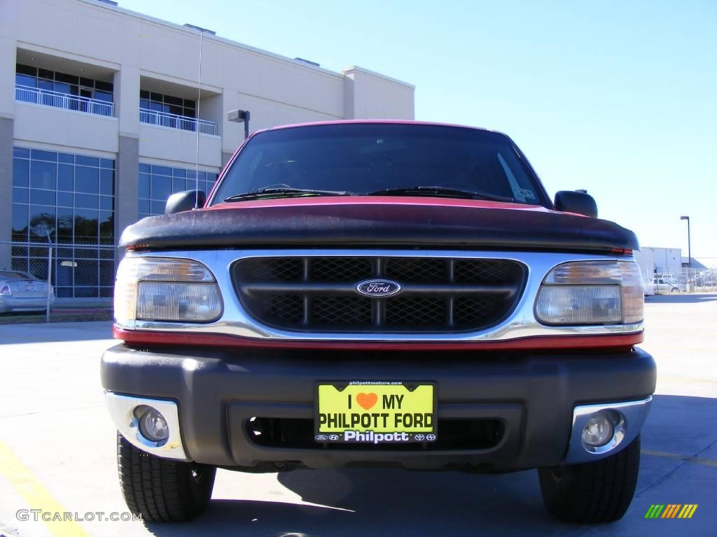 1999 Explorer XLT 4x4 - Bright Red Clearcoat / Dark Graphite photo #9