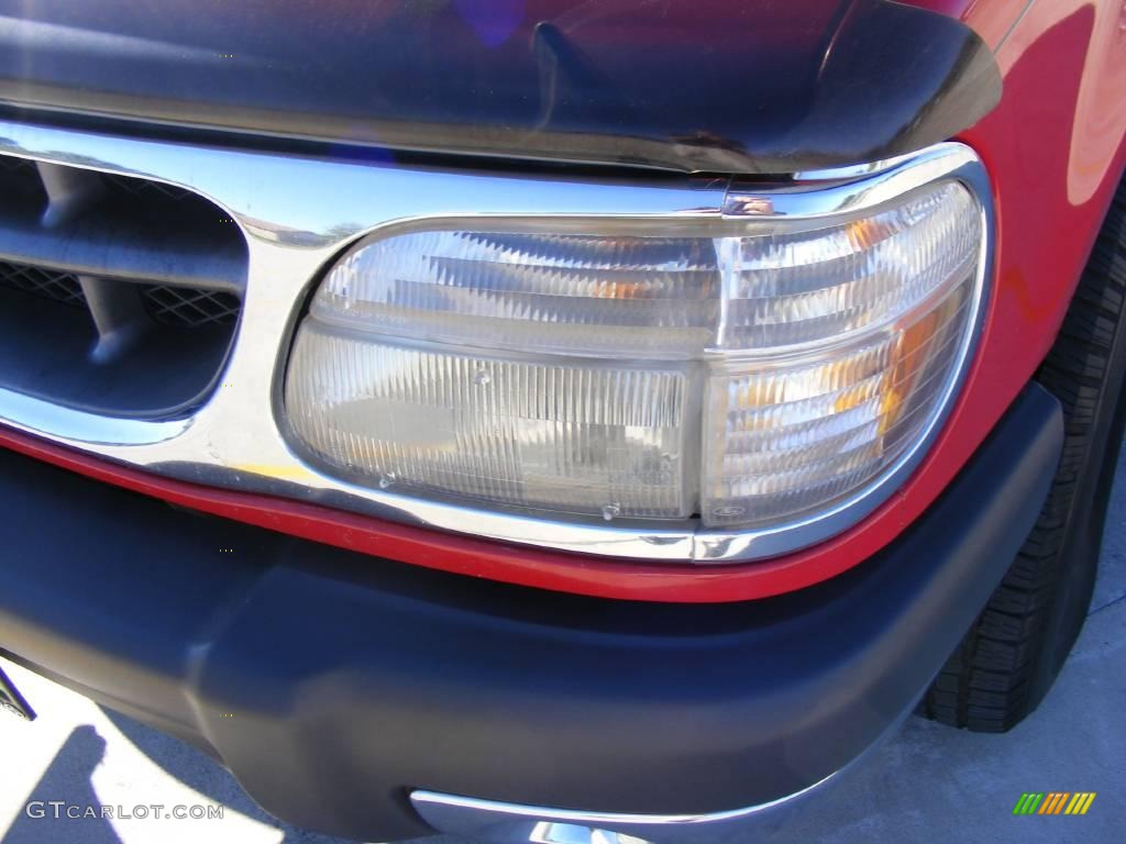 1999 Explorer XLT 4x4 - Bright Red Clearcoat / Dark Graphite photo #10