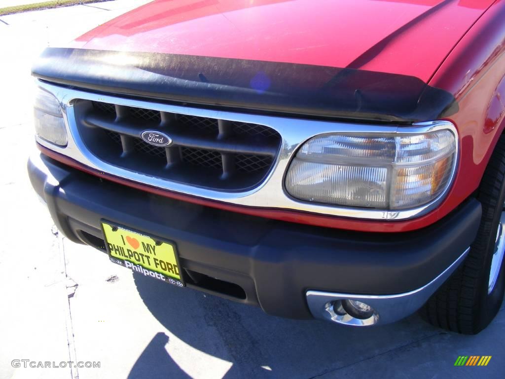 1999 Explorer XLT 4x4 - Bright Red Clearcoat / Dark Graphite photo #12