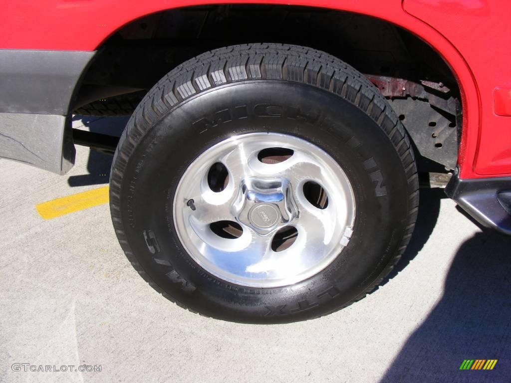 1999 Explorer XLT 4x4 - Bright Red Clearcoat / Dark Graphite photo #15