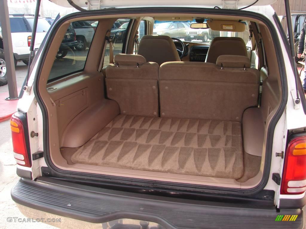 1999 Explorer XLT 4x4 - Oxford White / Medium Prairie Tan photo #10