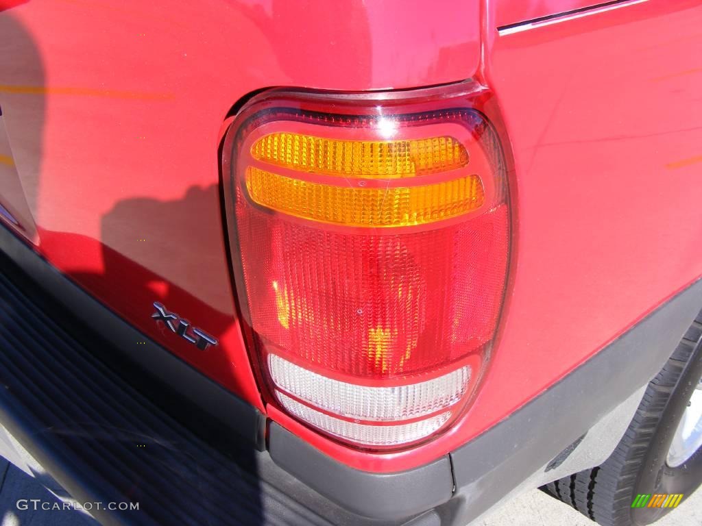 1999 Explorer XLT 4x4 - Bright Red Clearcoat / Dark Graphite photo #21