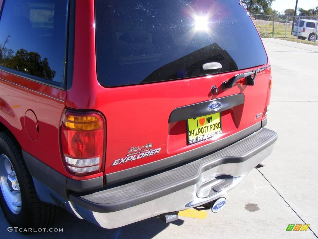 1999 Explorer XLT 4x4 - Bright Red Clearcoat / Dark Graphite photo #23