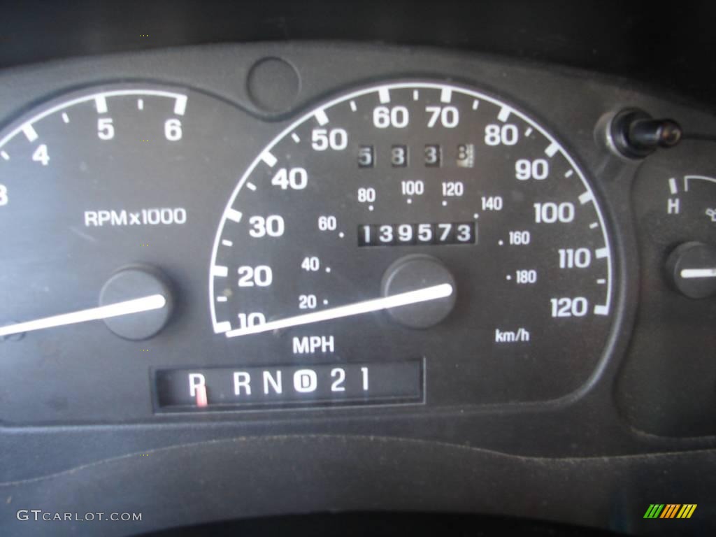 1999 Explorer XLT 4x4 - Oxford White / Medium Prairie Tan photo #19