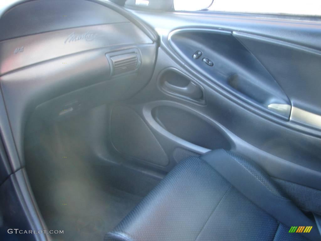 1999 Mustang GT Coupe - Laser Red Metallic / Dark Charcoal photo #22