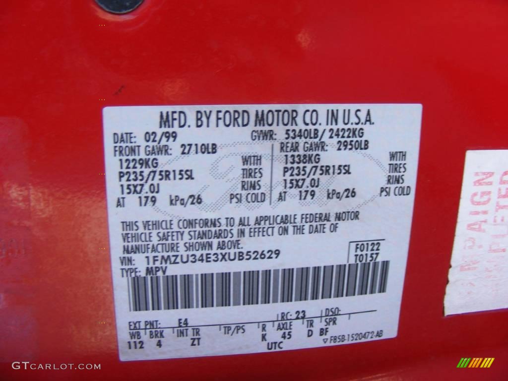 1999 Explorer XLT 4x4 - Bright Red Clearcoat / Dark Graphite photo #51