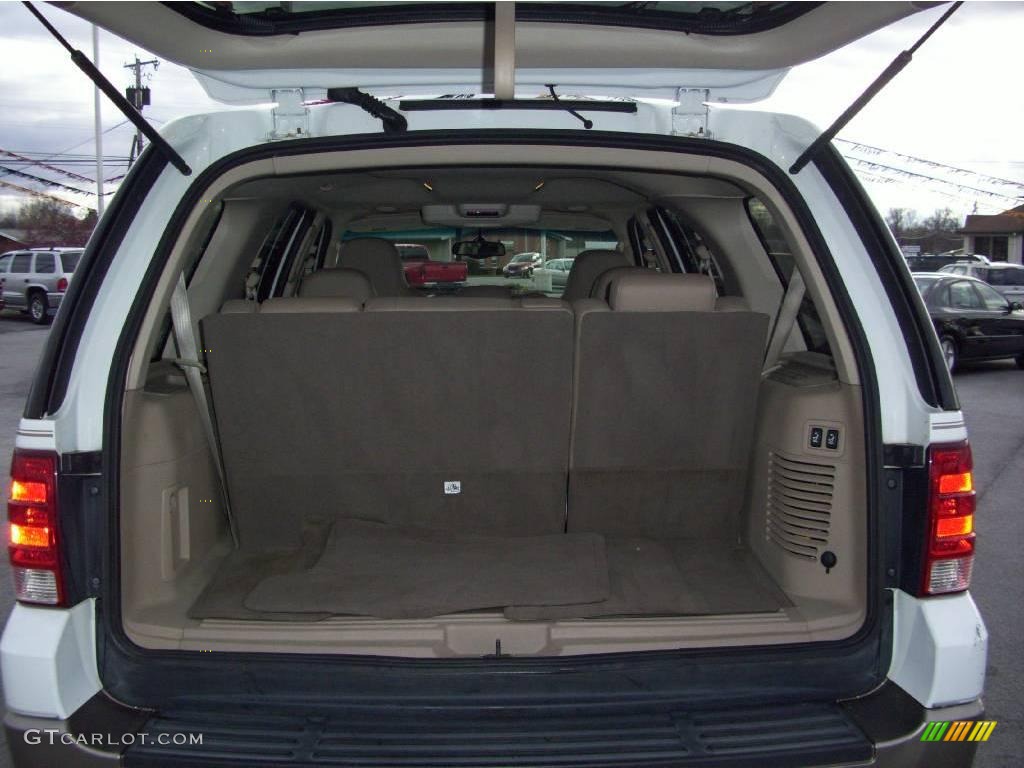 2003 Expedition Eddie Bauer 4x4 - Oxford White / Medium Parchment photo #5