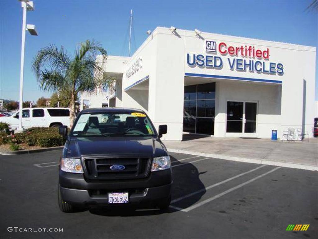 2005 F150 XL Regular Cab - Dark Shadow Grey Metallic / Medium Flint Grey photo #2