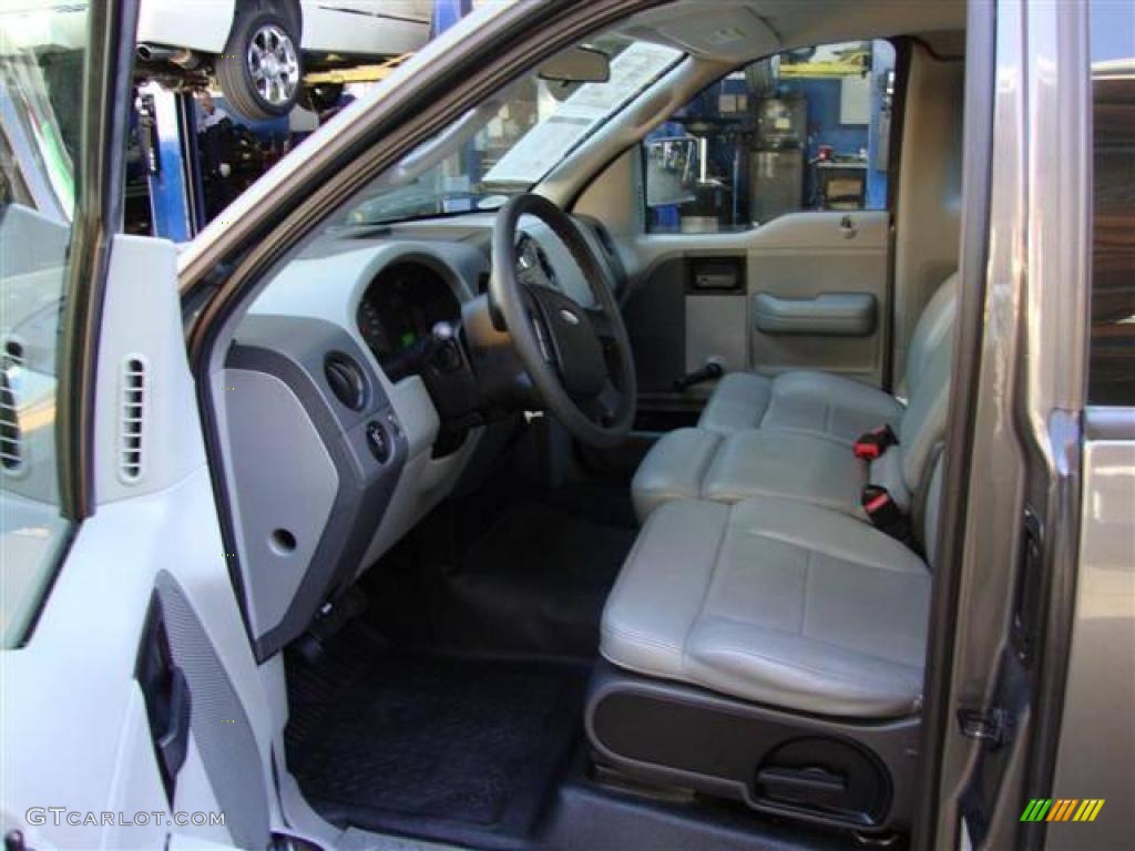 2005 F150 XL Regular Cab - Dark Shadow Grey Metallic / Medium Flint Grey photo #16