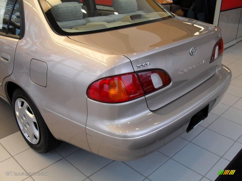 1999 Corolla LE - Sandrift Metallic / Pebble Beige photo #9