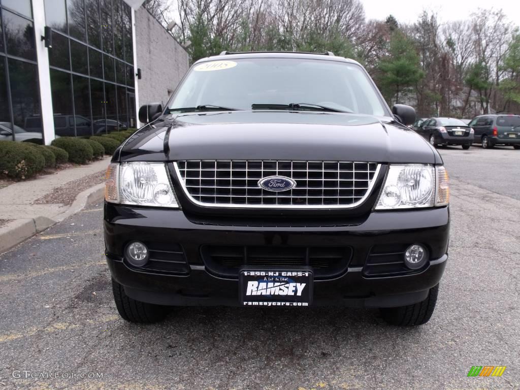 2005 Explorer Limited 4x4 - Black / Medium Parchment photo #2