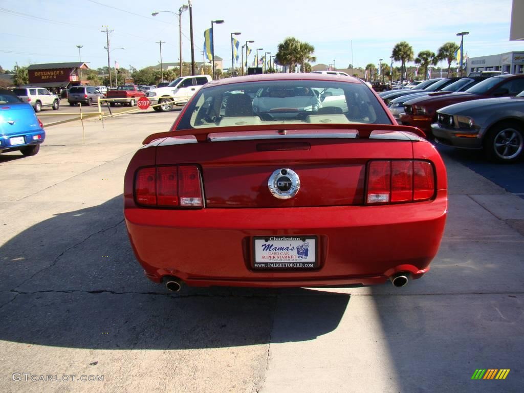 2008 Mustang GT Premium Coupe - Dark Candy Apple Red / Medium Parchment photo #7