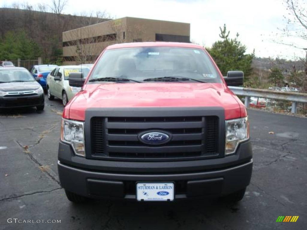 2010 F150 XL Regular Cab - Vermillion Red / Medium Stone photo #8