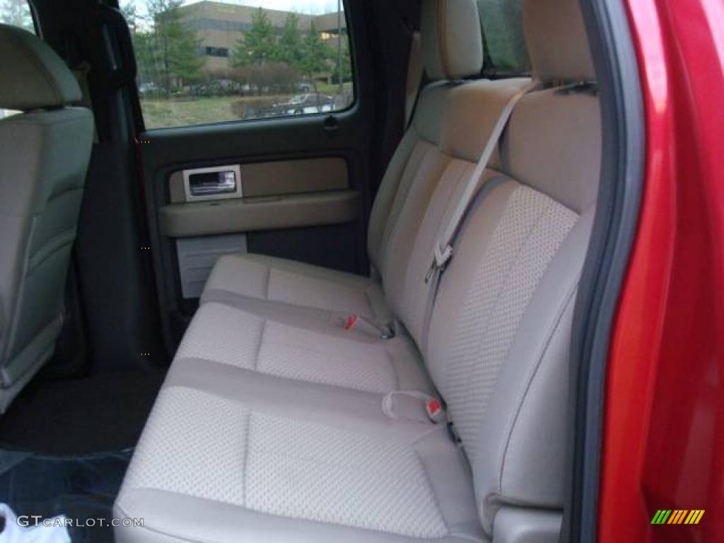 2010 F150 XLT SuperCrew 4x4 - Red Candy Metallic / Medium Stone photo #12