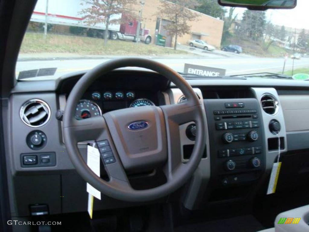 2010 F150 XLT SuperCrew 4x4 - Red Candy Metallic / Medium Stone photo #13