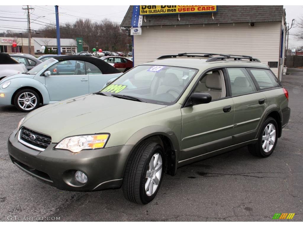 2007 Outback 2.5i Wagon - Willow Green Opal / Warm Ivory Tweed photo #1