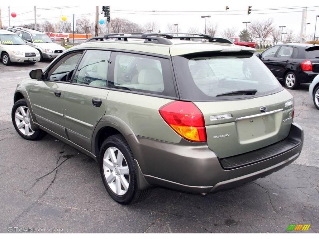 2007 Outback 2.5i Wagon - Willow Green Opal / Warm Ivory Tweed photo #8