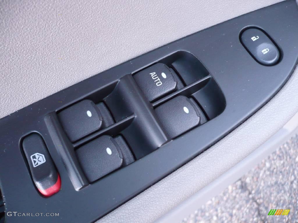 2009 Aura XE - Carbon Flash Metallic / Gray photo #8