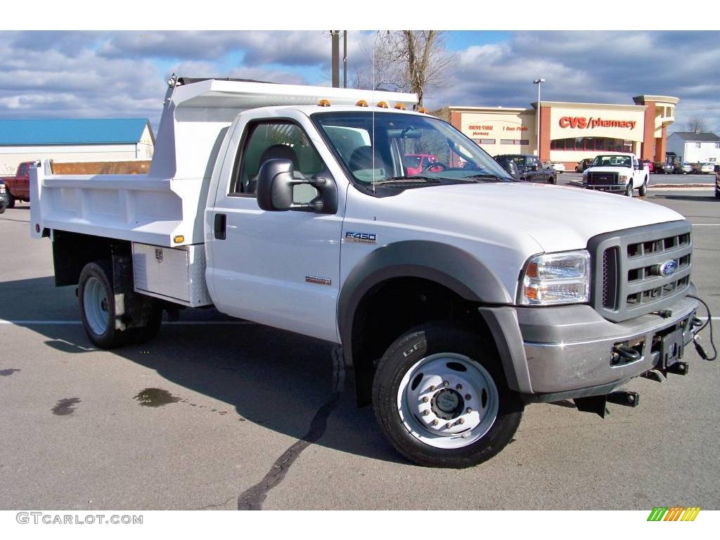 2005 F450 Super Duty XL Regular Cab 4x4 Chassis Dump Truck - Oxford White / Medium Flint photo #3
