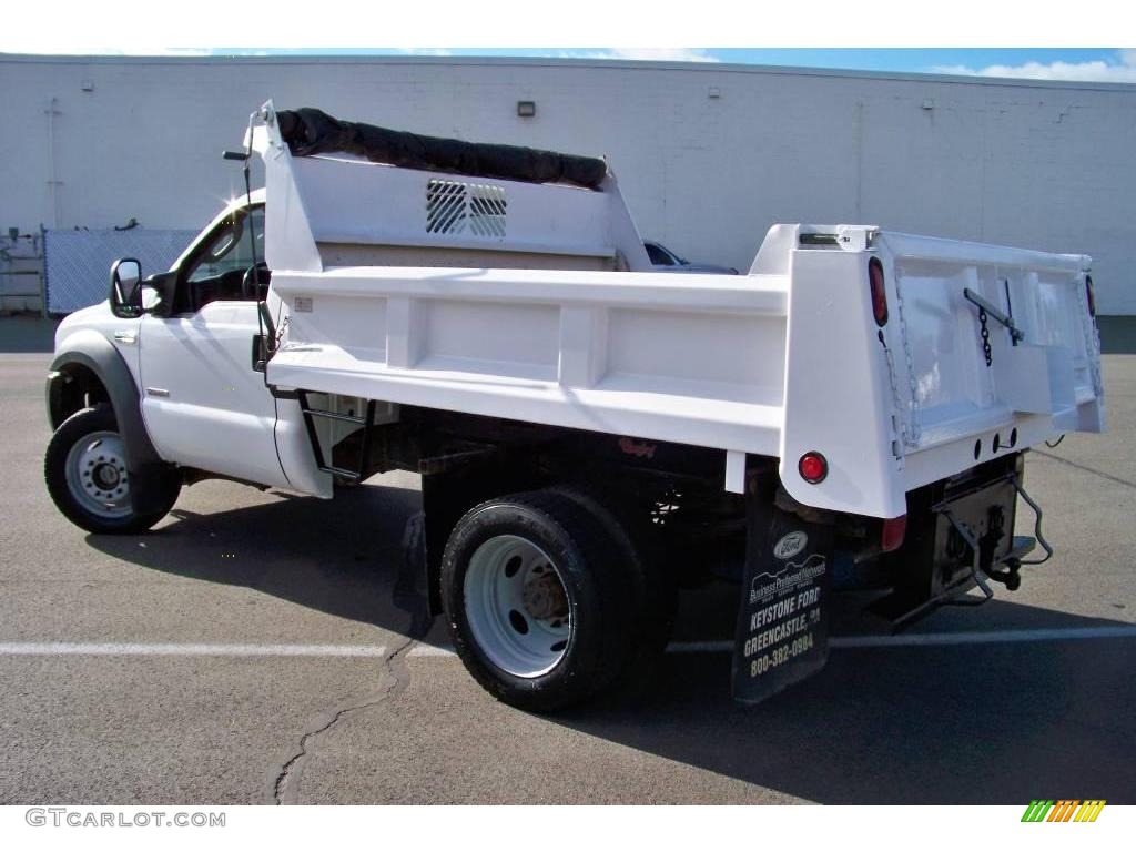 2005 F450 Super Duty XL Regular Cab 4x4 Chassis Dump Truck - Oxford White / Medium Flint photo #7