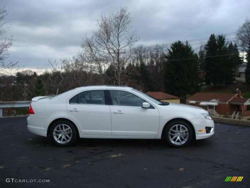 2010 Fusion SEL - White Suede / Medium Light Stone photo #2